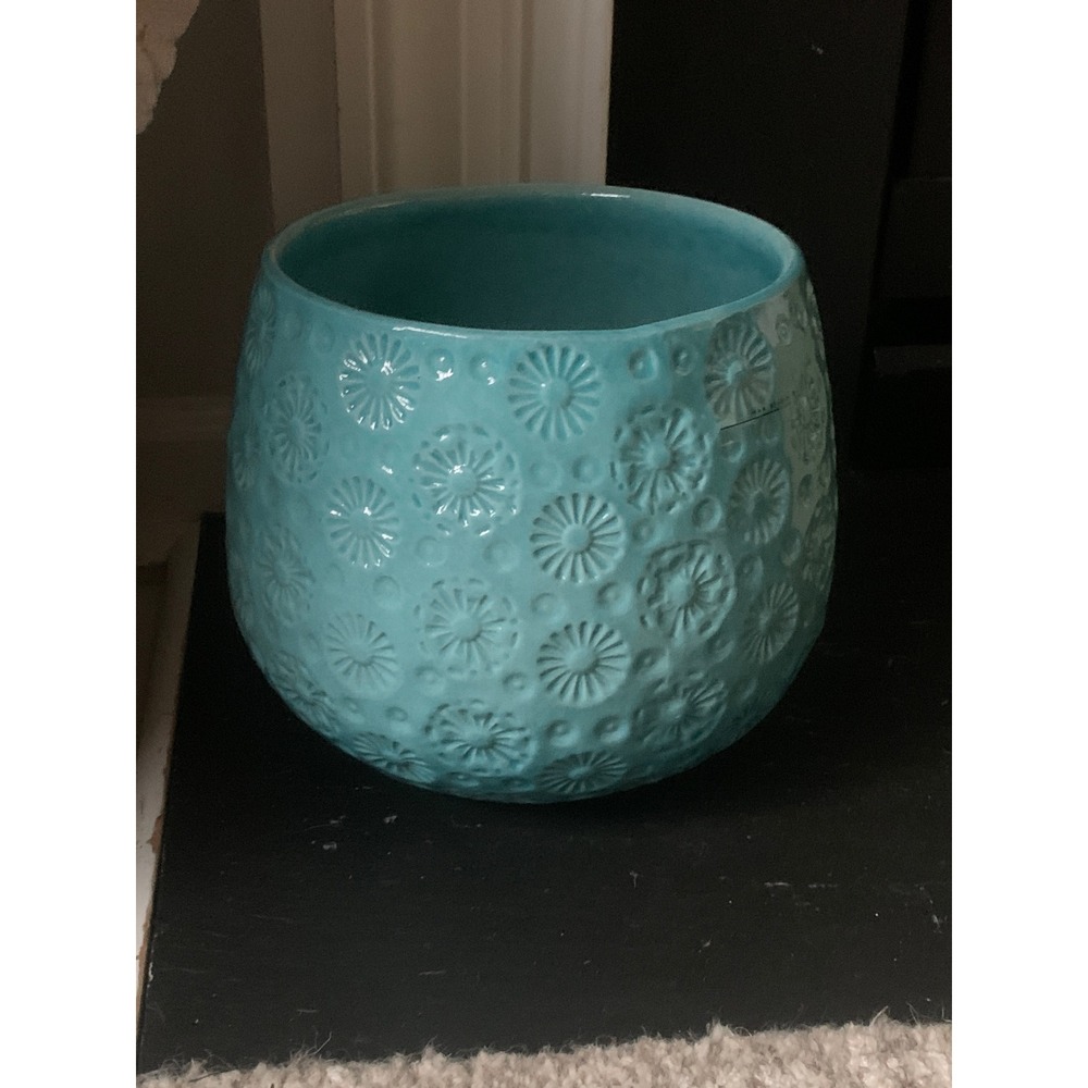 Max Studio Home Turquoise Blue Ceramic Floral Medallion Crackle Glaze Planter
